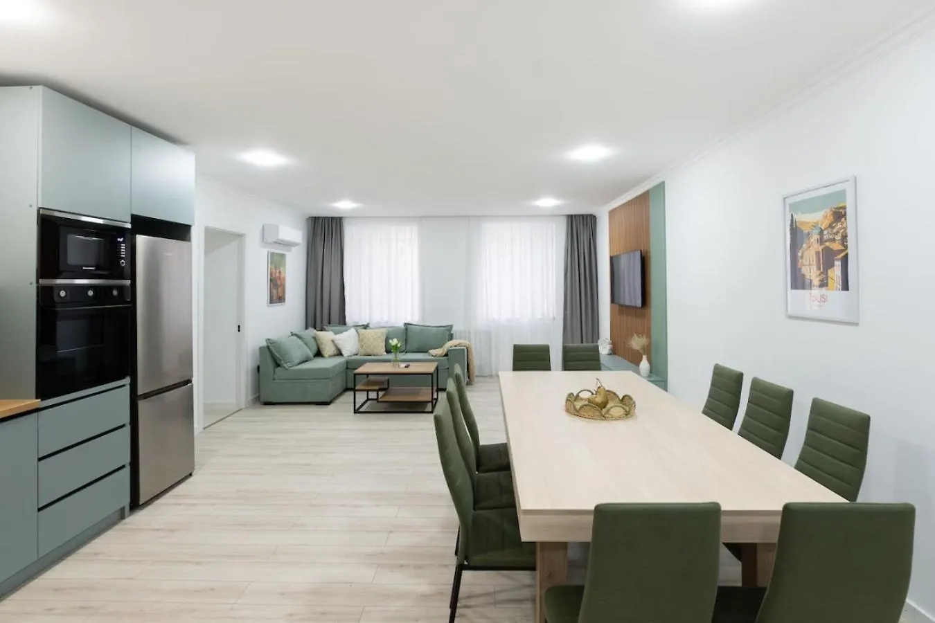 Вилла The Sakartvelo House - Historic Soul And Modern Luxury Тбилиси
